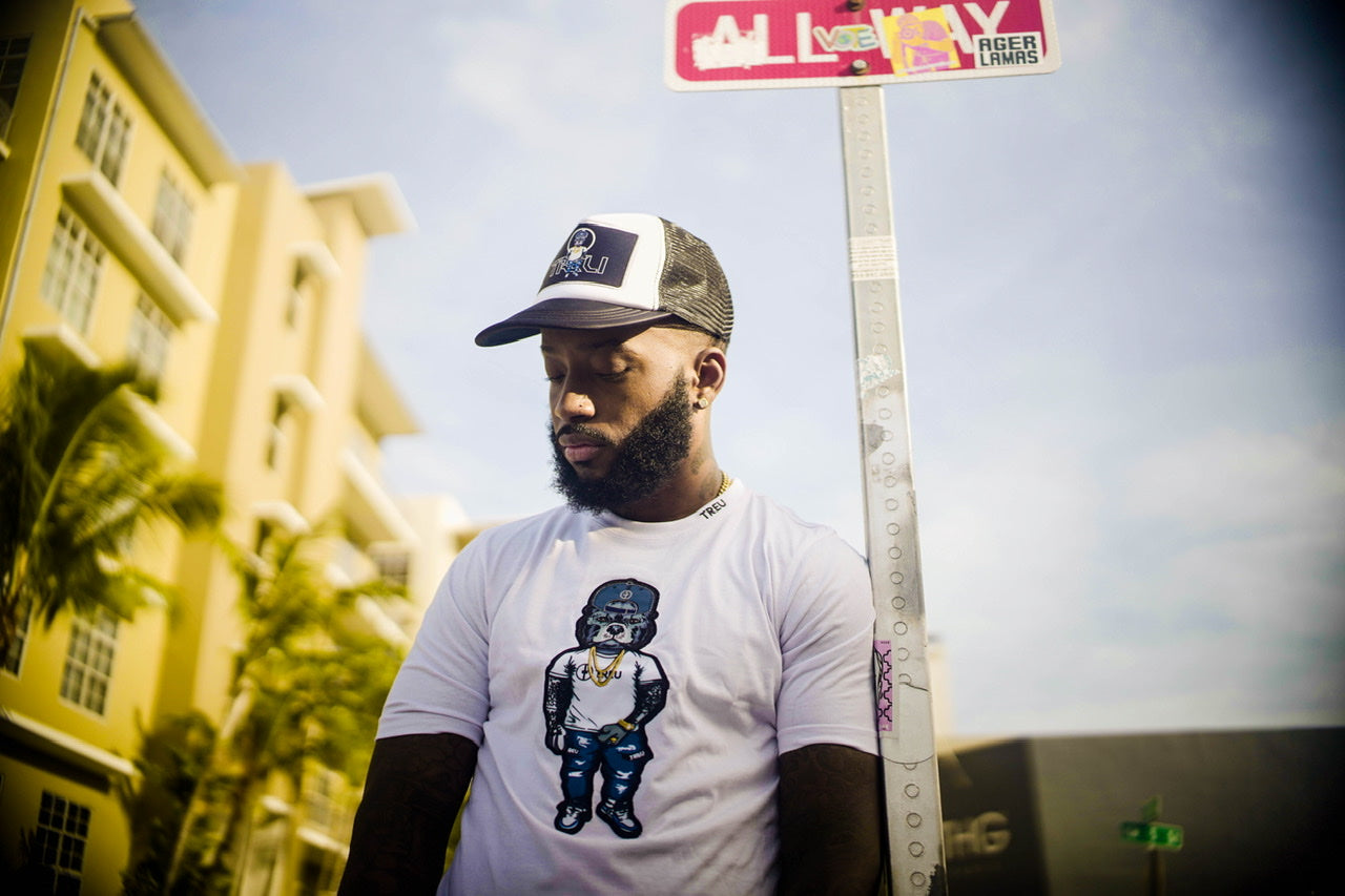 White Treu Standing T-Shirt